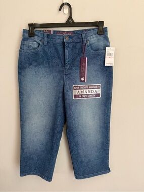 Gloria Vanderbilt Paisley-Print Mid Blue Capri Jeans